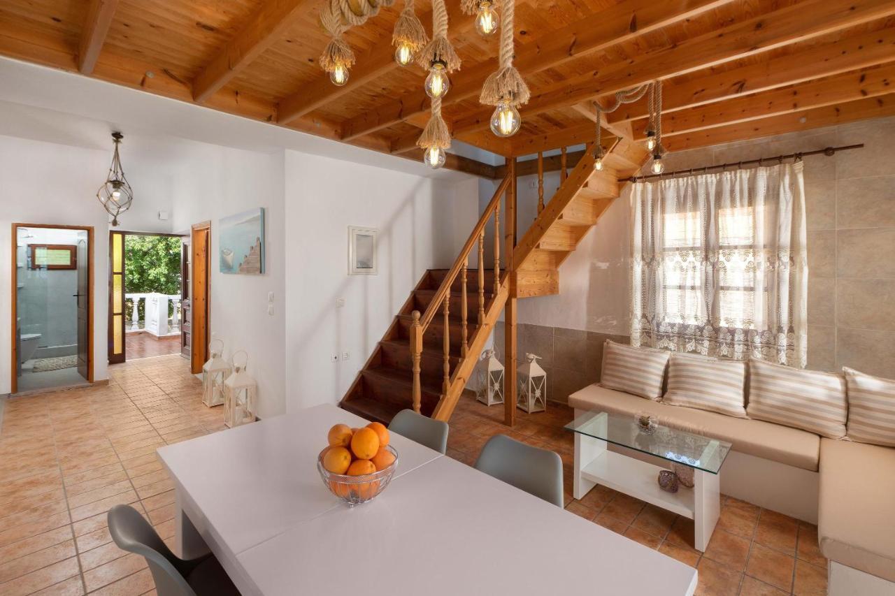 Maravelia Mare Guest House Symi Exterior foto