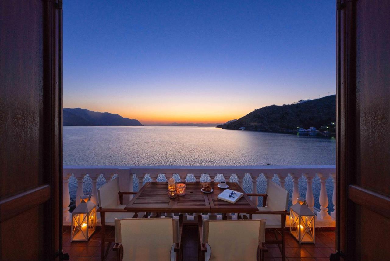 Maravelia Mare Guest House Symi Exterior foto