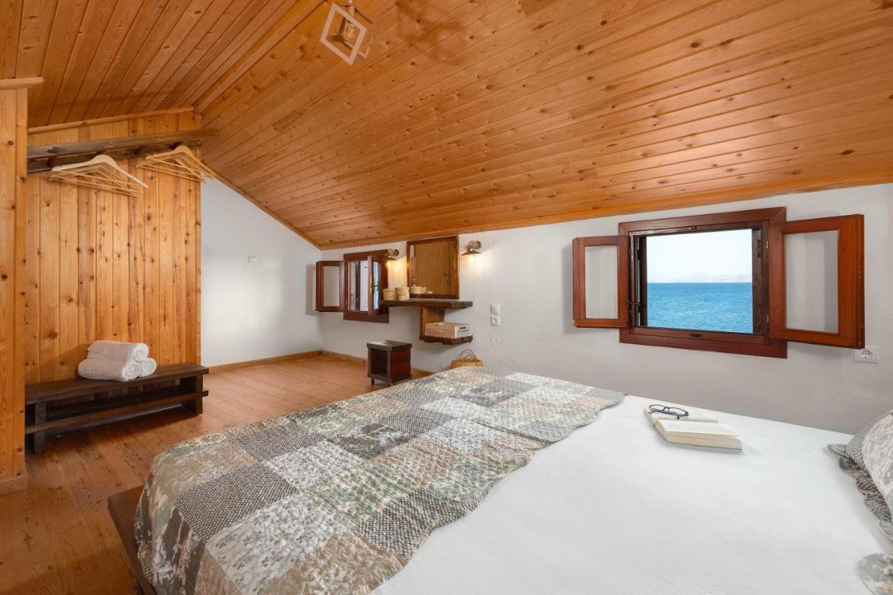 Maravelia Mare Guest House Symi Exterior foto
