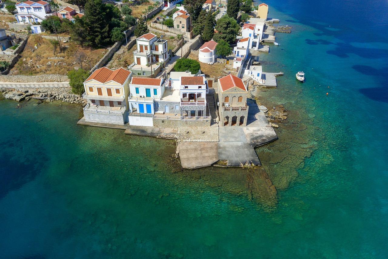 Maravelia Mare Guest House Symi Exterior foto